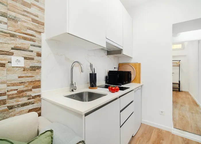 Апартаменты Whome Live The Lisbon Dream - Cobblestones & Culture Bicas